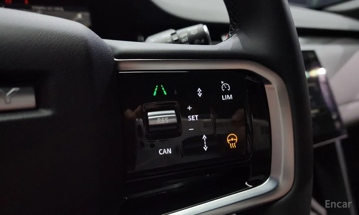 Фото 17 - Land Rover Discovery Sport