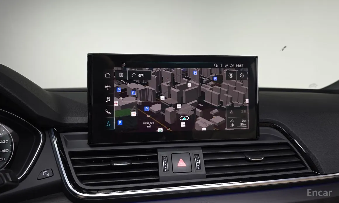 Фото 14 - Audi Q5