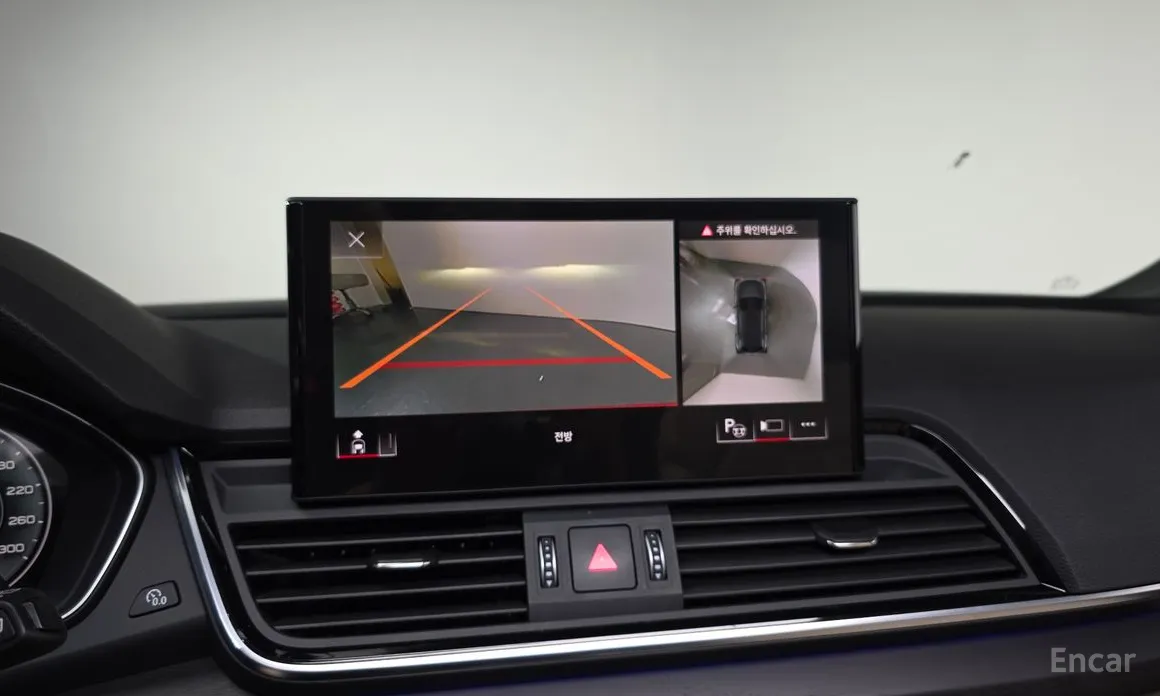 Фото 15 - Audi Q5