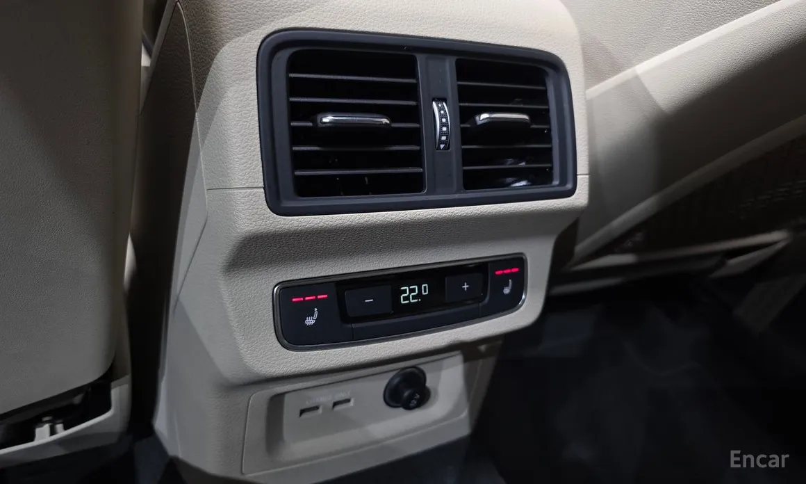 Фото 18 - Audi Q5