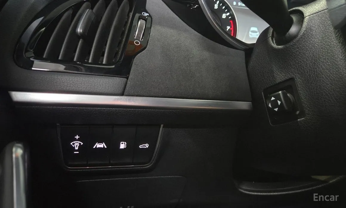 Фото 15 - Kia Stinger