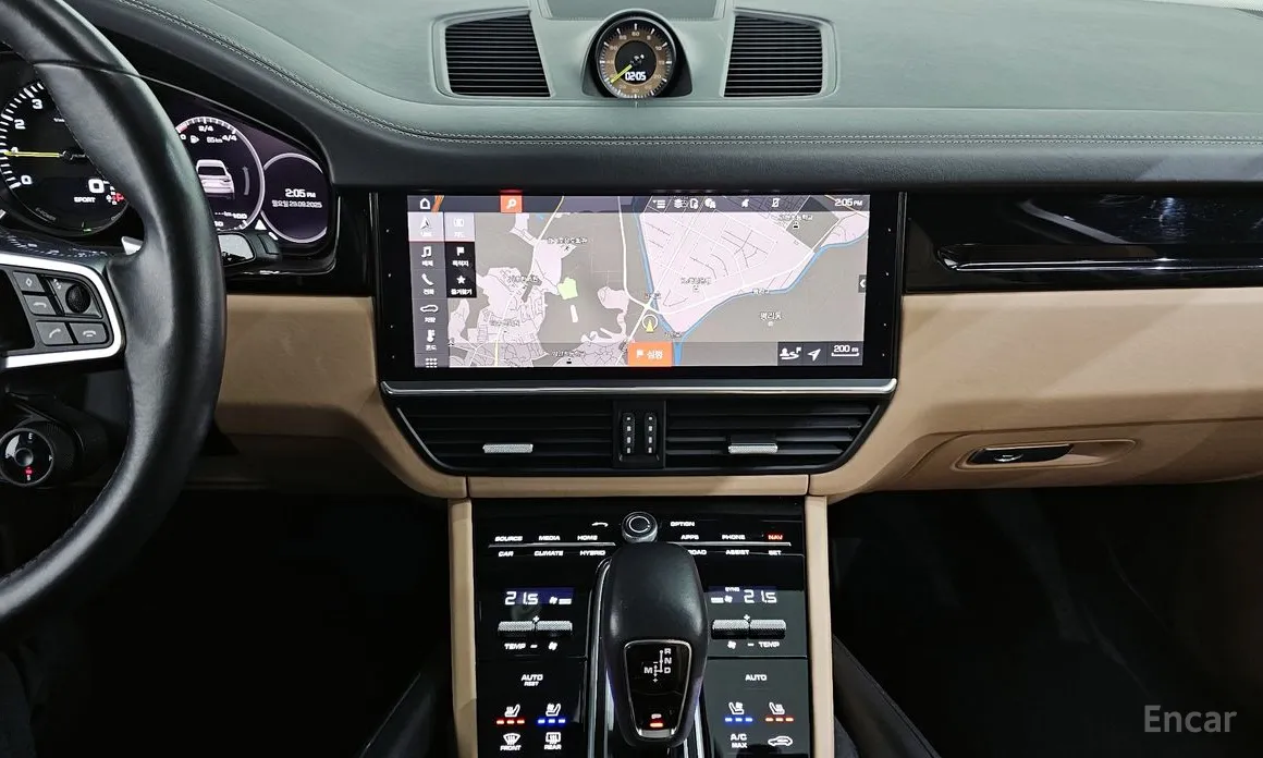 Фото 14 - Porsche Cayenne