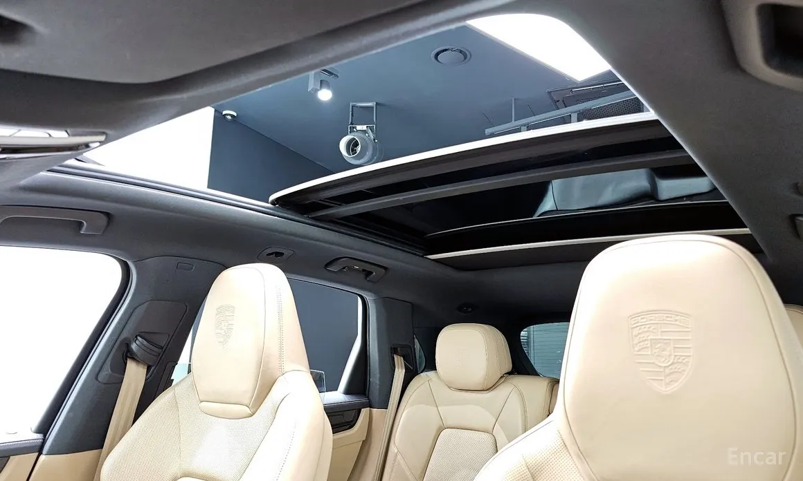 Фото 18 - Porsche Cayenne