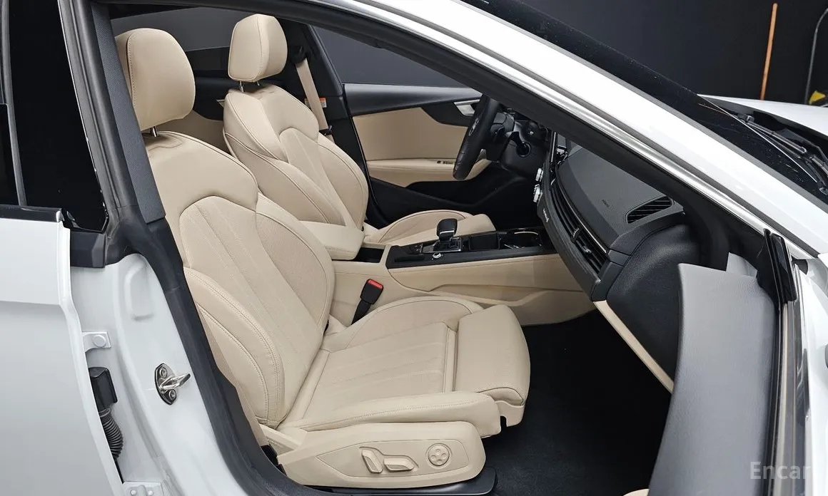 Audi A5 2017 40 TFSI Quattro Premium Sportback