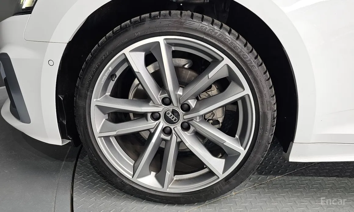 Audi A5 2017 40 TFSI Quattro Premium Sportback