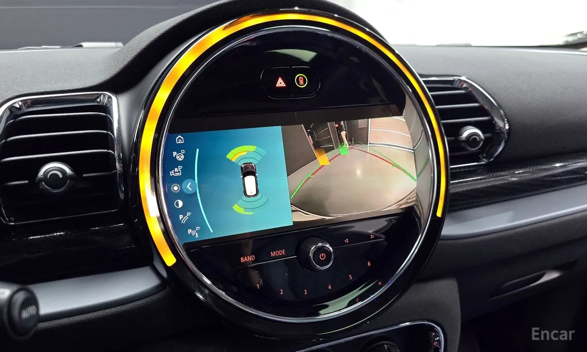 Фото 15 - Mini Clubman