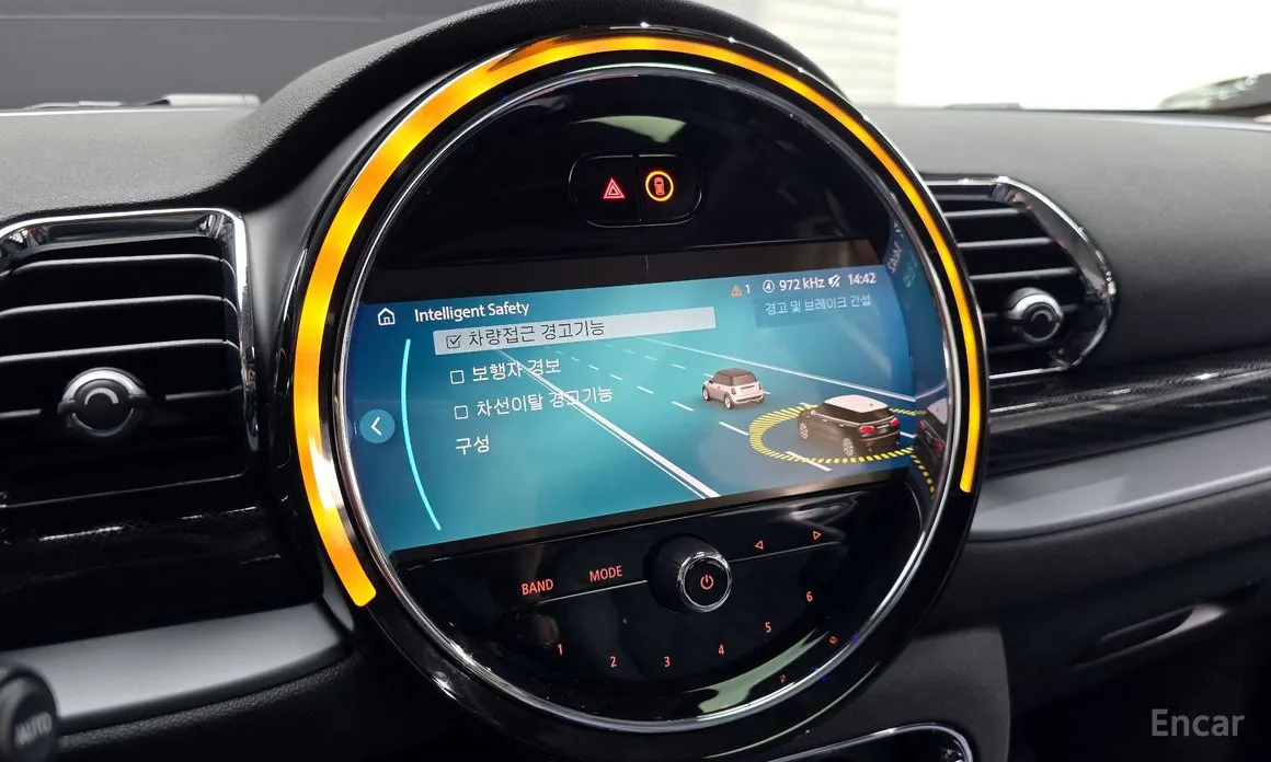 Фото 16 - Mini Clubman