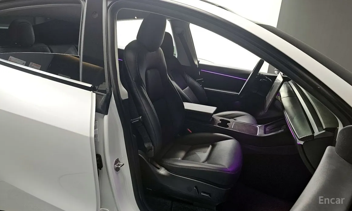 Фото 12 - Tesla Model Y