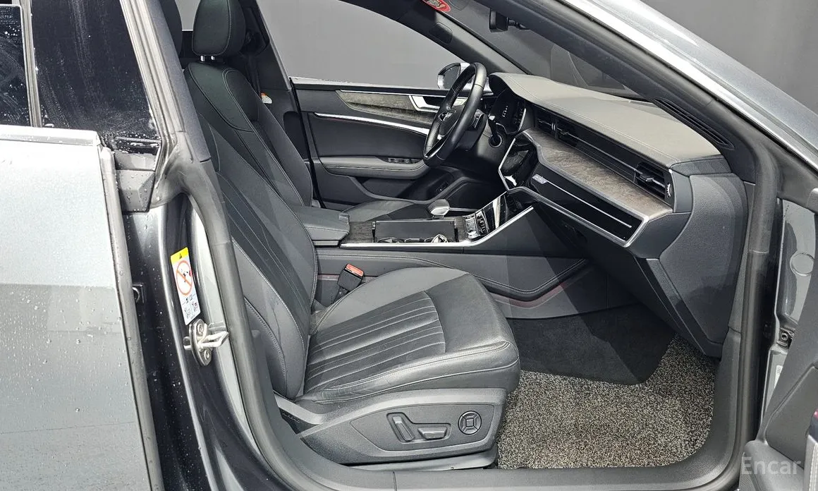 Фото 11 - Audi A7