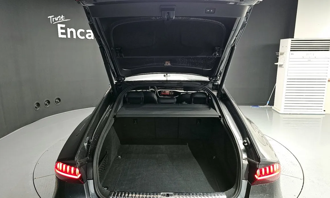 Фото 20 - Audi A7