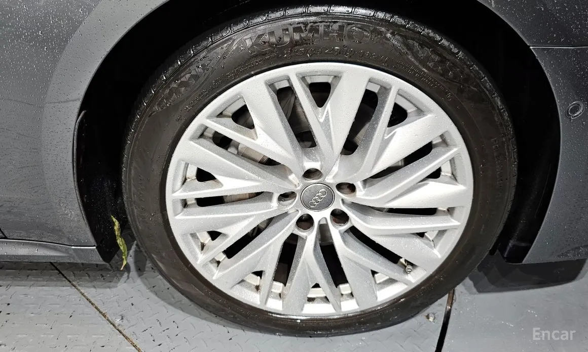 Фото 5 - Audi A7