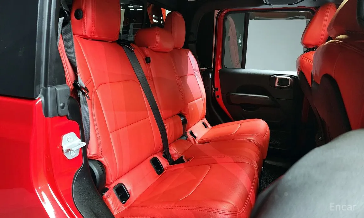 Фото 12 - Jeep Gladiator