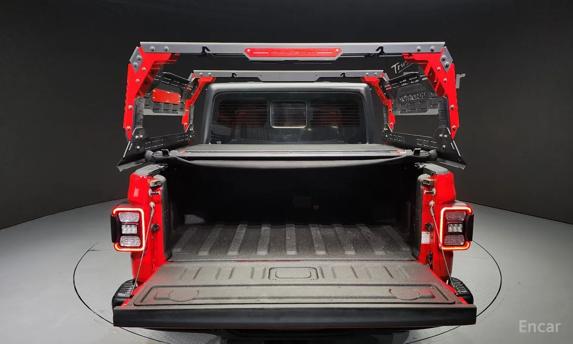 Фото 20 - Jeep Gladiator