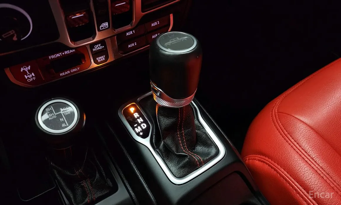 Фото 9 - Jeep Gladiator