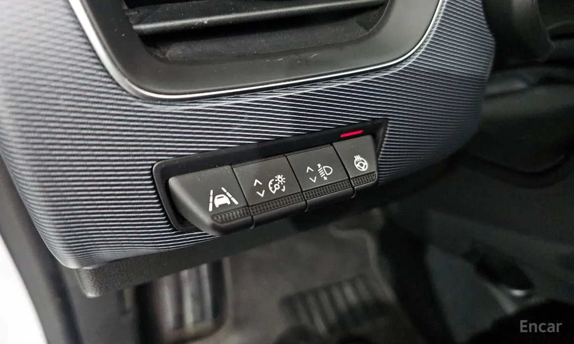 Фото 18 - Renault XM3