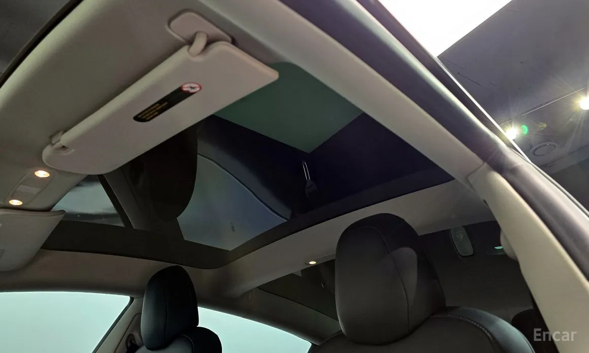 Фото 17 - Tesla Model 3