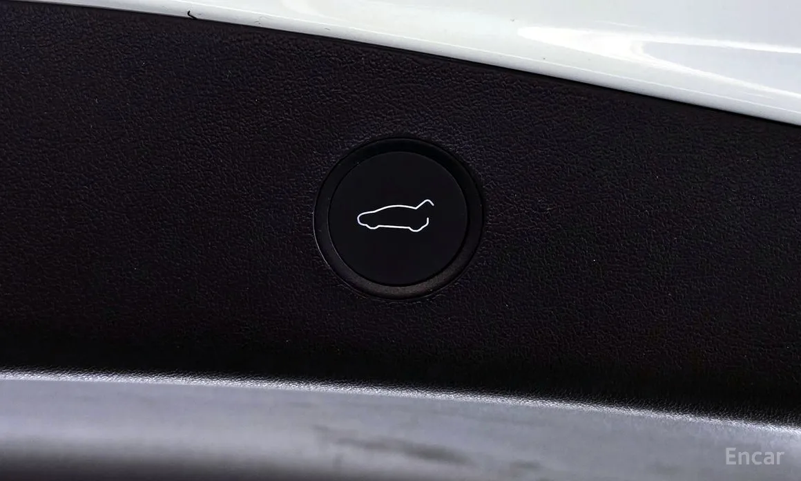 Фото 19 - Tesla Model 3