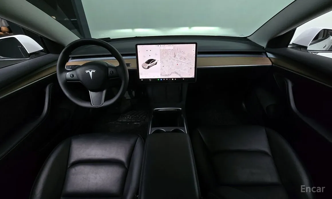 Фото 7 - Tesla Model 3