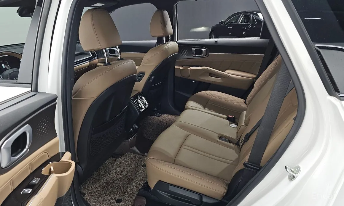 Фото 12 - Kia Sorento