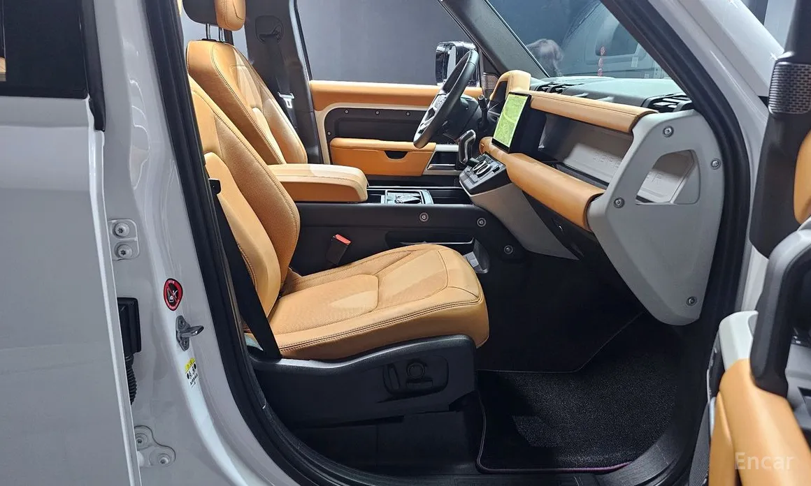 Фото 10 - Land Rover Defender