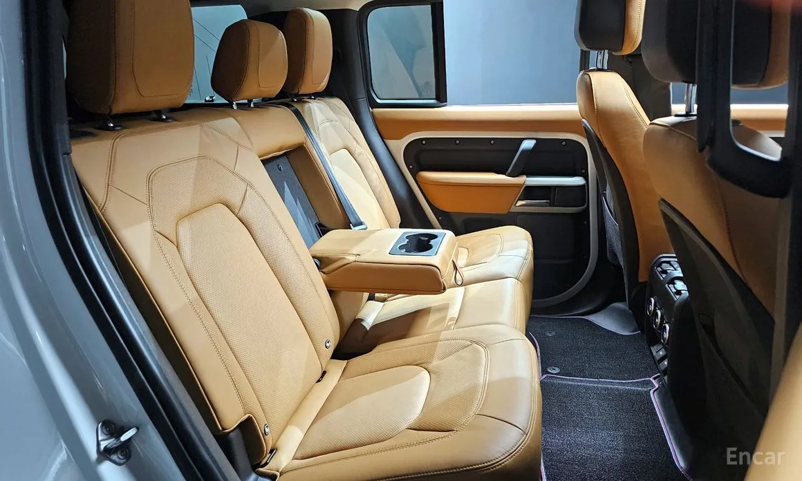 Фото 16 - Land Rover Defender