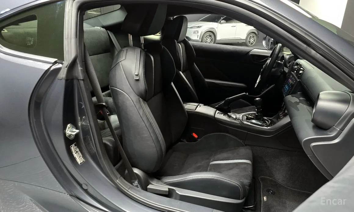 Фото 10 - Toyota 86