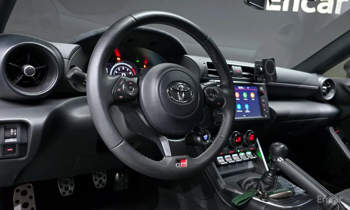 Фото 13 - Toyota 86