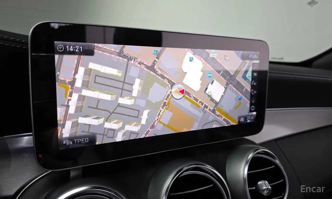 Фото 14 - Mercedes-Benz C-Class