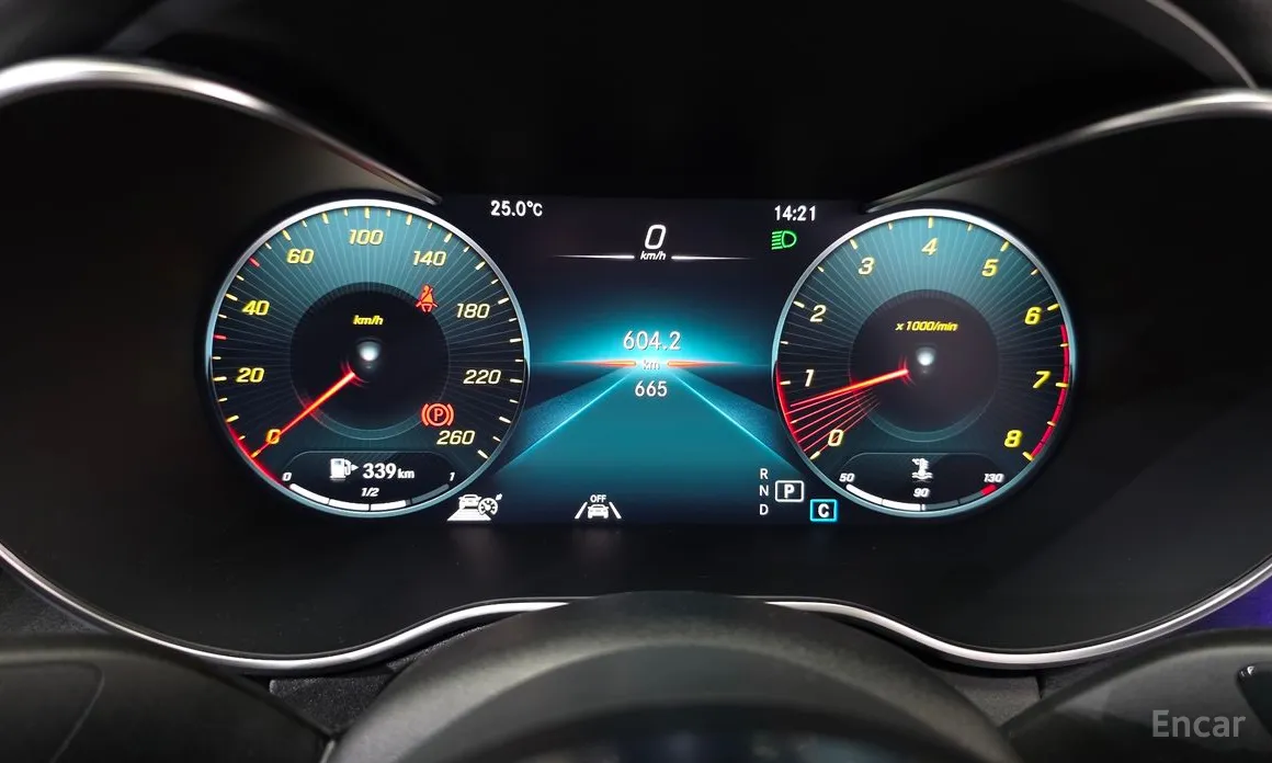 Фото 8 - Mercedes-Benz C-Class