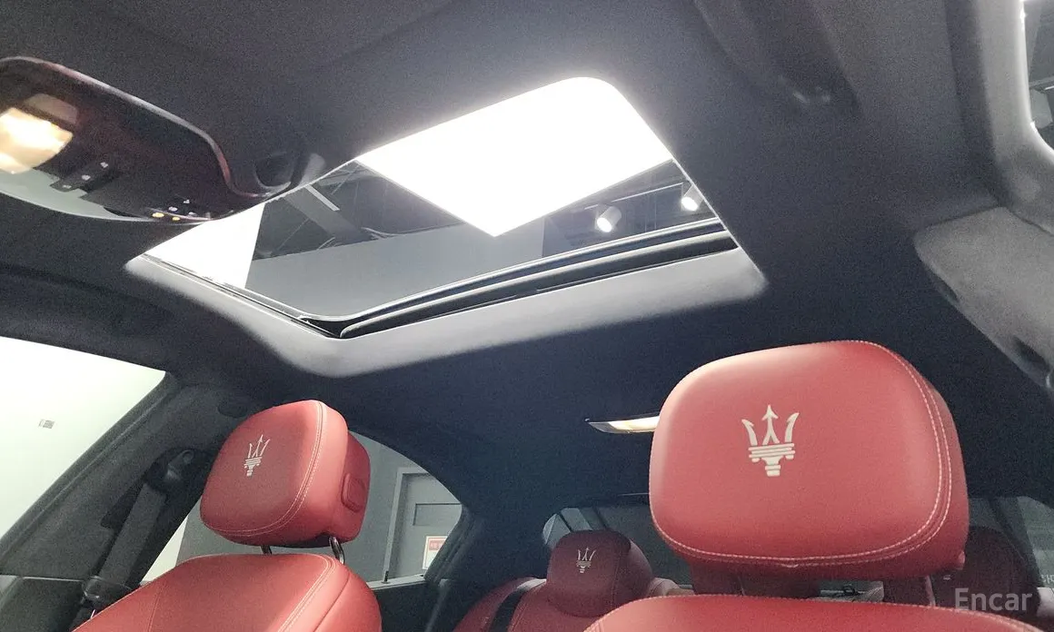 Фото 19 - Maserati Ghibli