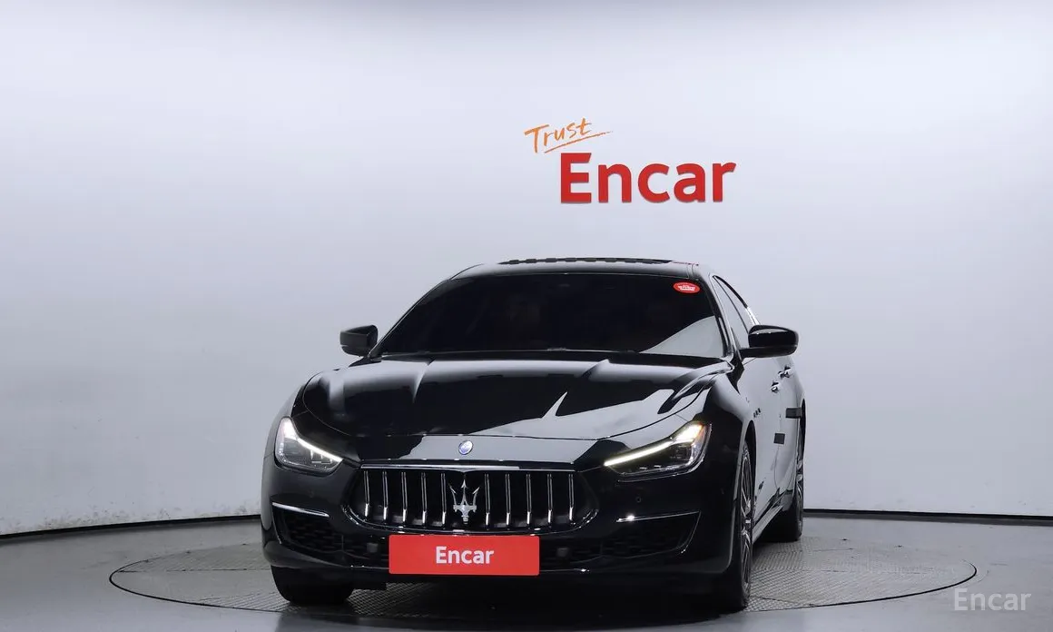 Фото 3 - Maserati Ghibli