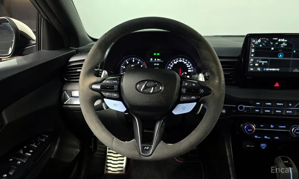 Фото 13 - Hyundai Veloster