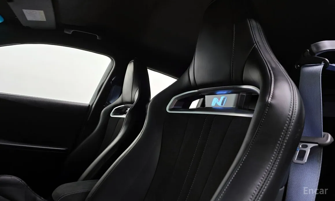 Фото 20 - Hyundai Veloster