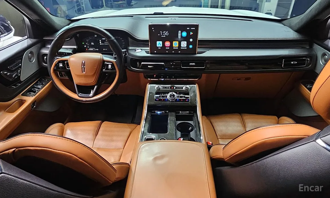 Фото 7 - Lincoln Aviator