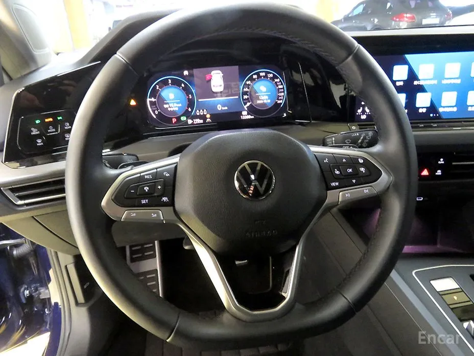 Фото 8 - Volkswagen Golf