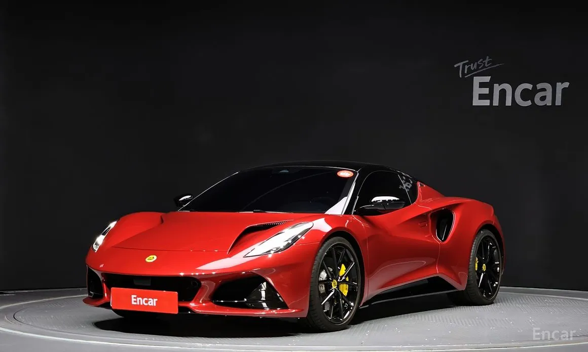 Фото 1 - Lotus Emira