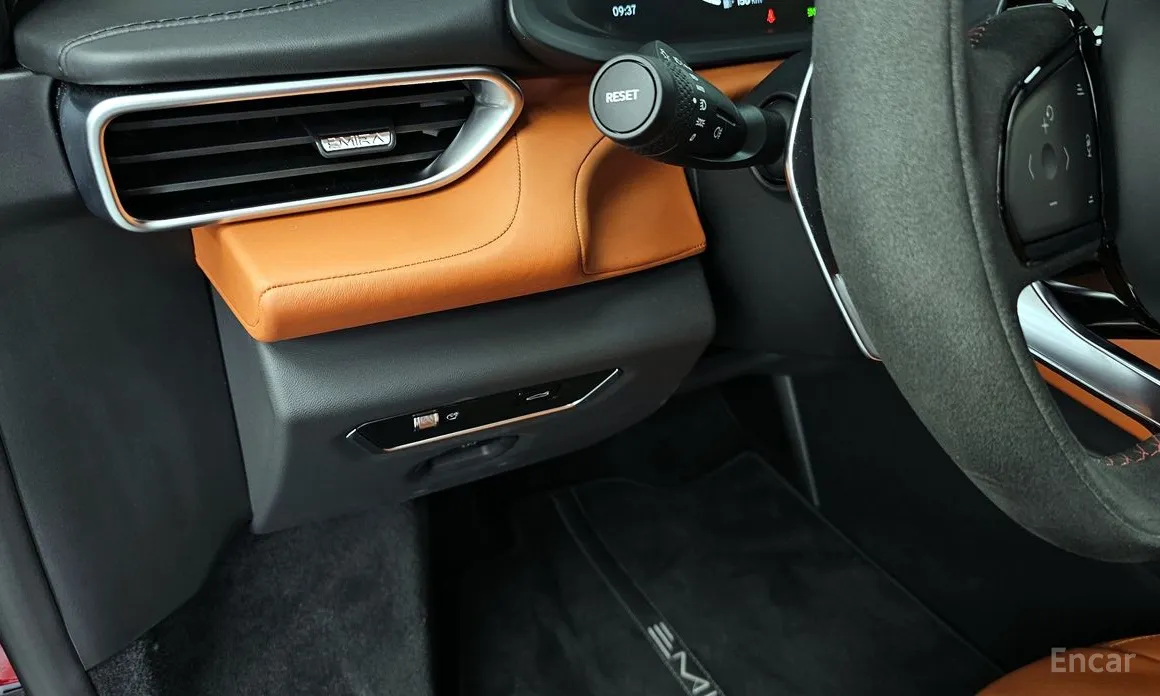 Фото 19 - Lotus Emira