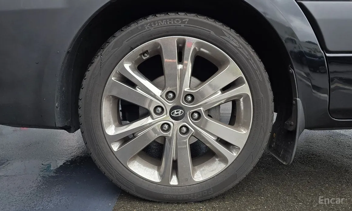 Фото 5 - Hyundai Solati