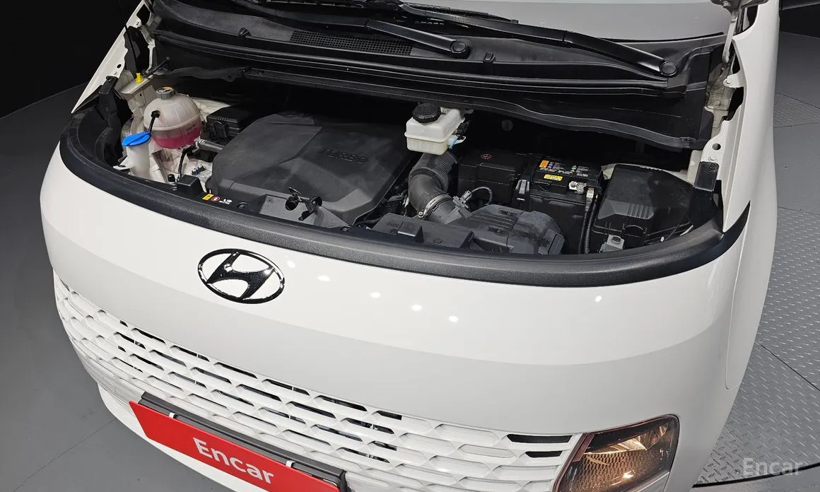 Фото 6 - Hyundai Staria