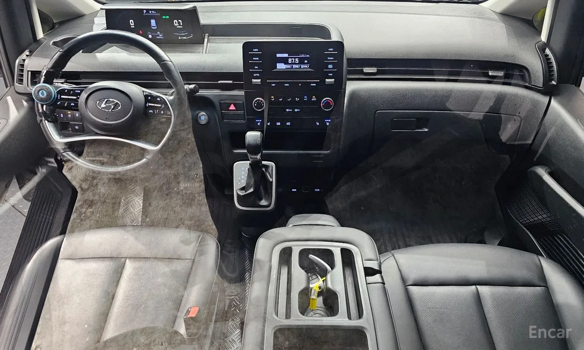 Фото 7 - Hyundai Staria