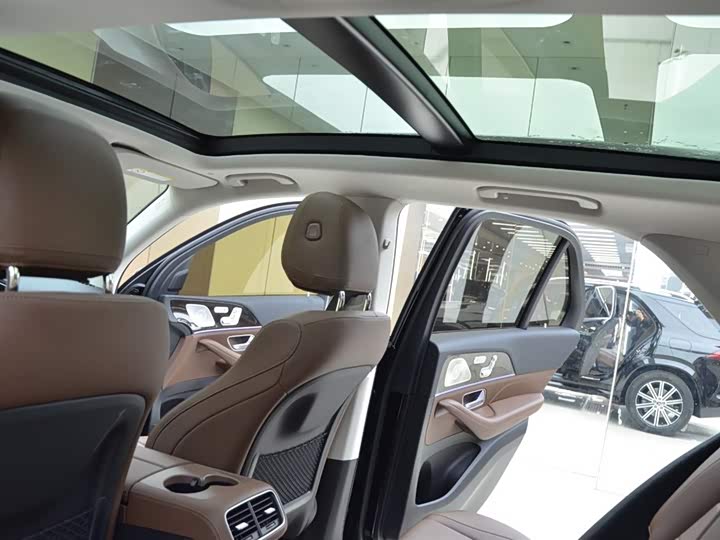 Фото 14 - Mercedes-Benz GLE-Class