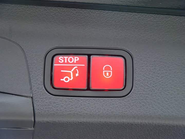 Фото 15 - Mercedes-Benz GLE-Class