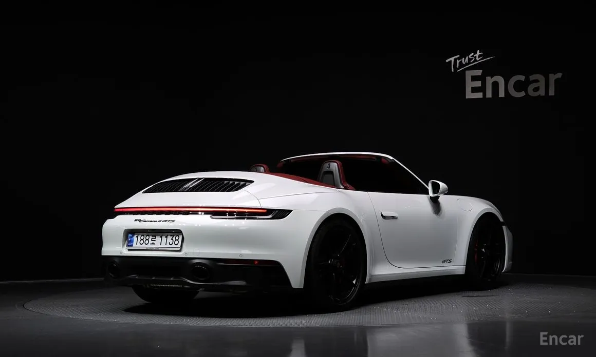 Фото 2 - Porsche 911