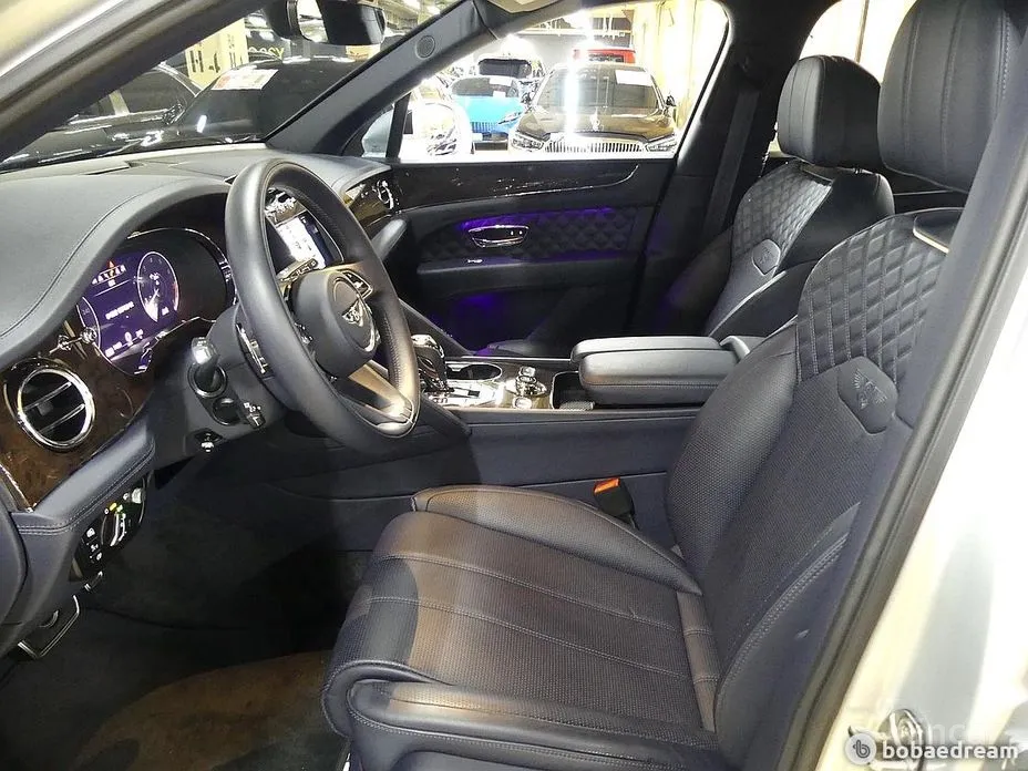 Фото 8 - Bentley Bentayga