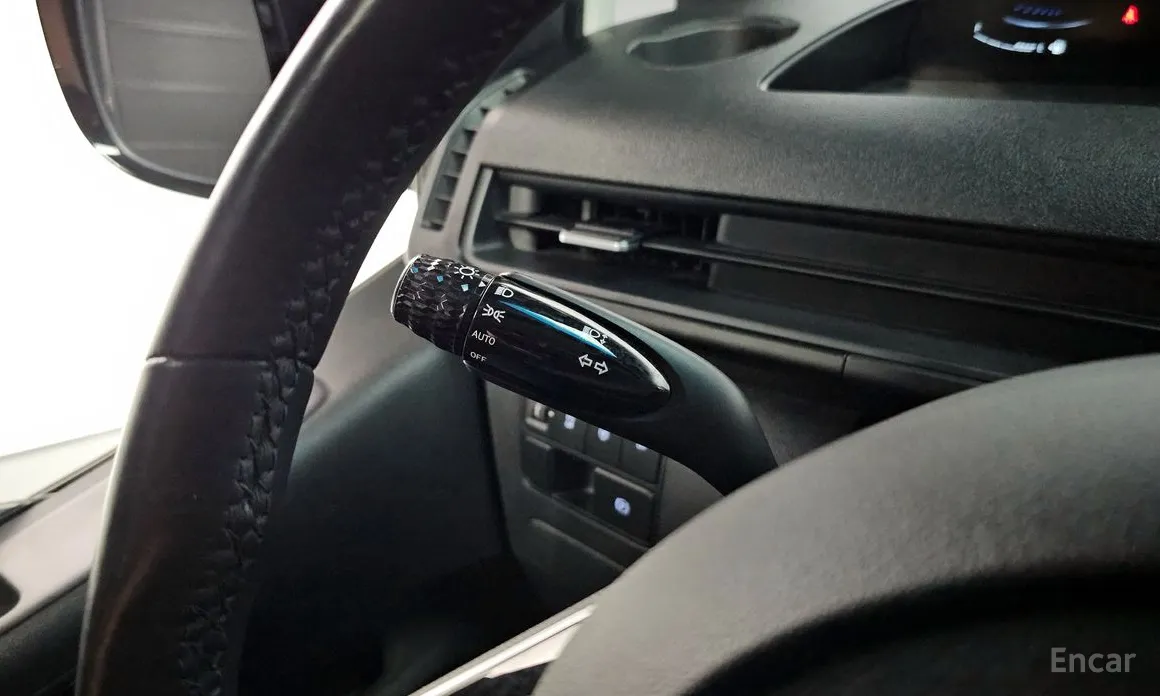 Фото 18 - Hyundai Staria