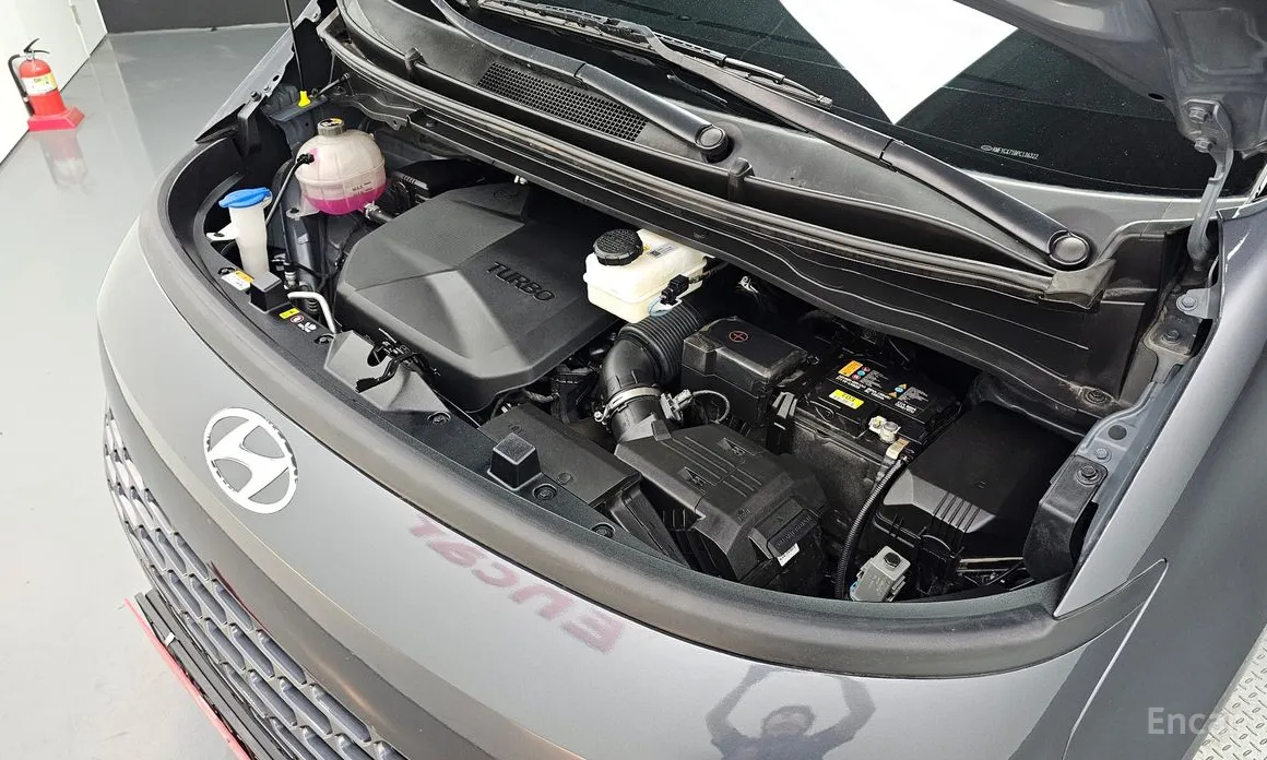 Фото 6 - Hyundai Staria