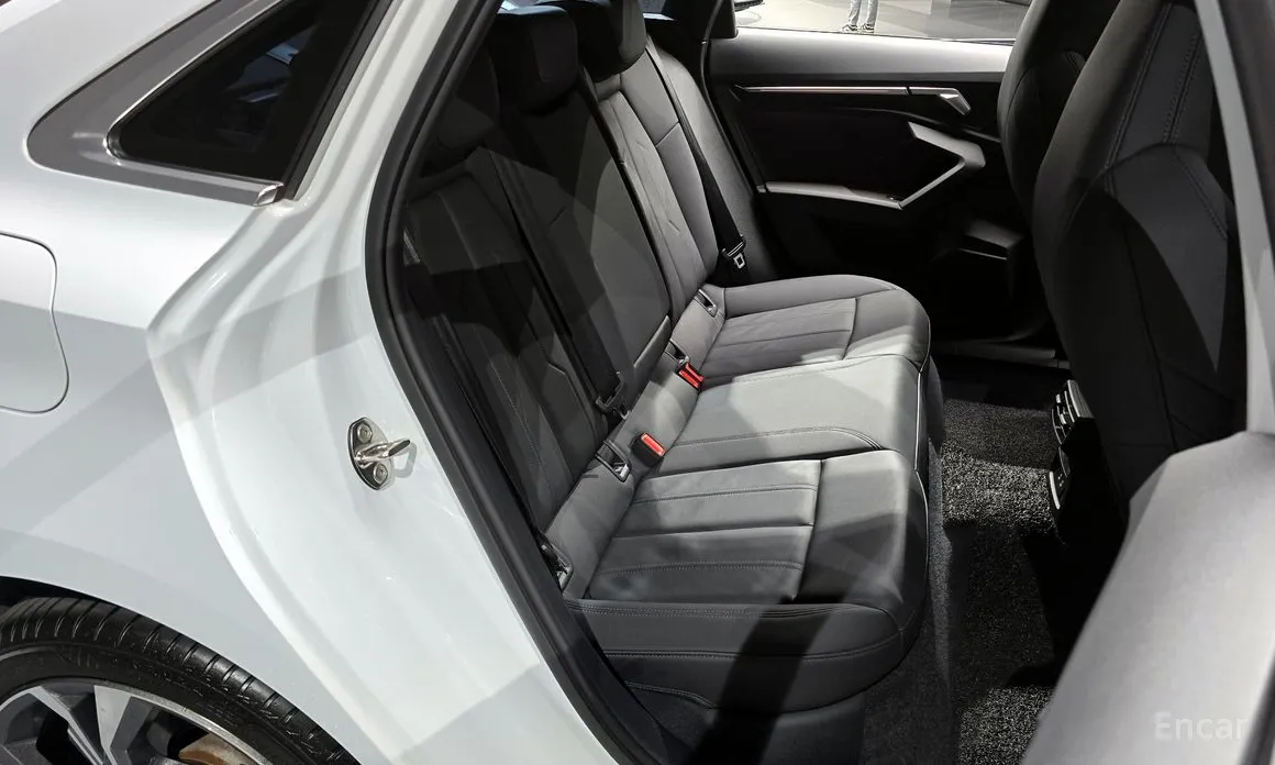 Фото 12 - Audi A3