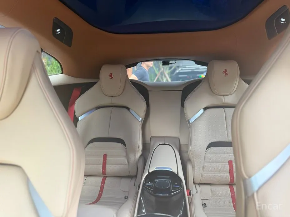 Фото 13 - Ferrari Purosangue