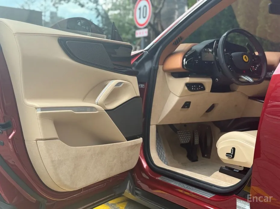 Фото 6 - Ferrari Purosangue