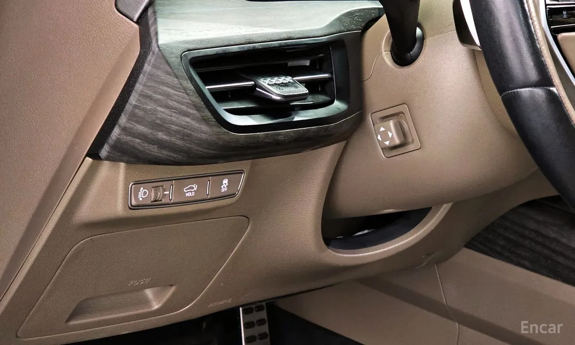 Фото 14 - Kia K8